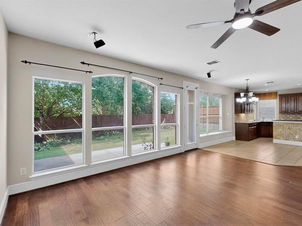 1343  Valley Vista Drive , Irving Texas 75063