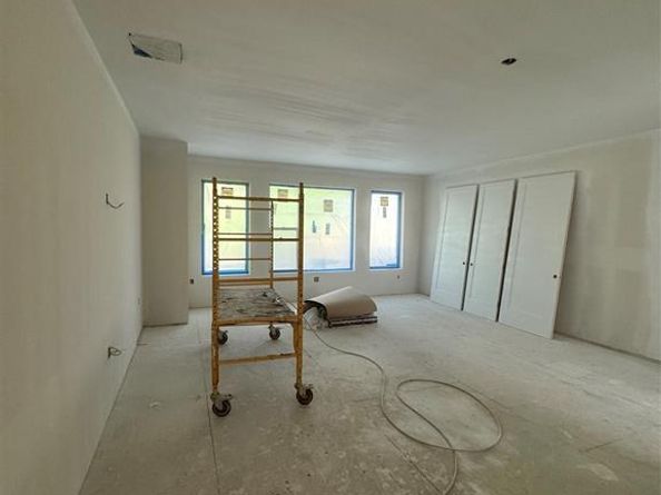 6301  Tiffany Oaks Lane , Arlington Texas 76016