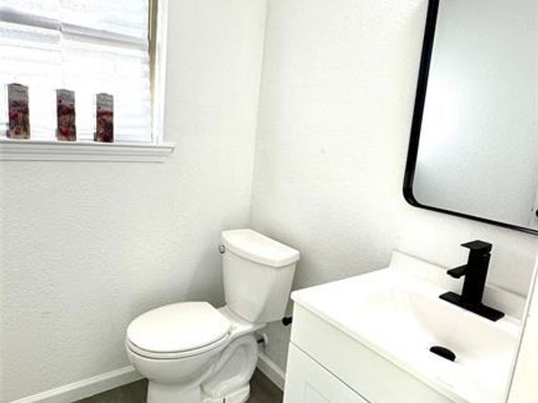 809  milky Way , Garland Texas 75040