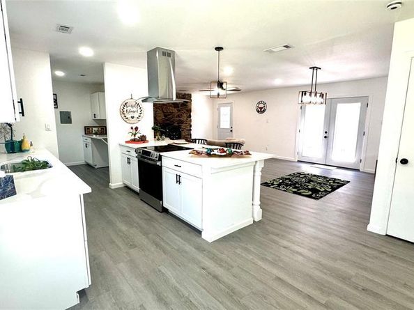 809  milky Way , Garland Texas 75040