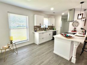 809  milky Way , Garland Texas 75040