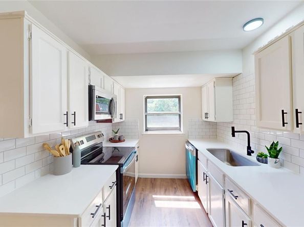 245 N Nachita Drive , Dallas Texas 75217