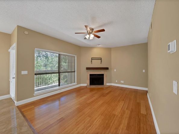 7340  Skillman Street  1106, Dallas Texas 75231