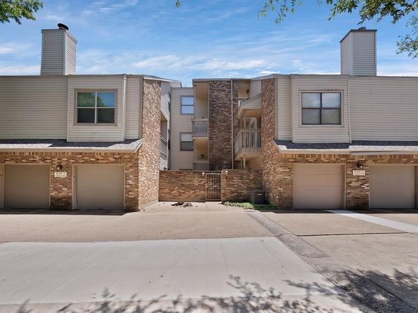 7340  Skillman Street  1106, Dallas Texas 75231