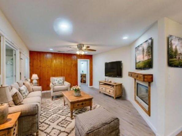 5749  Aton Avenue , Westworth Village Texas 76114