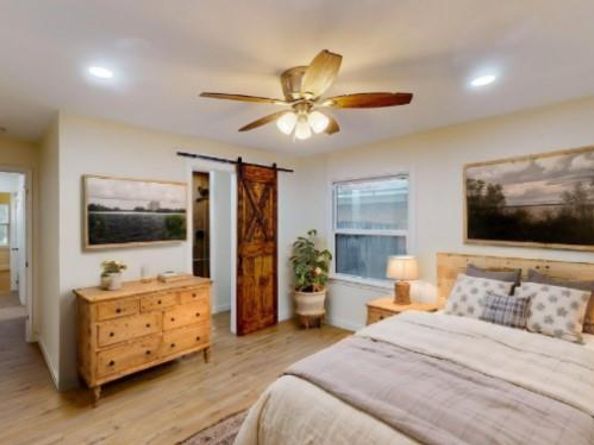 5749  Aton Avenue , Westworth Village Texas 76114