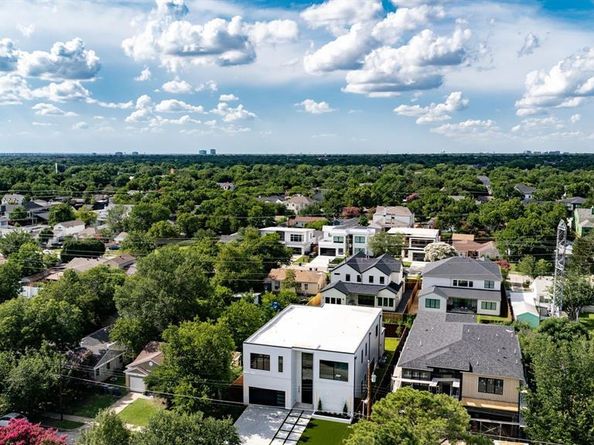 3869  Wemdon Drive , Dallas Texas 75220