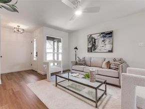 927  Warren Way , Richardson Texas 75080