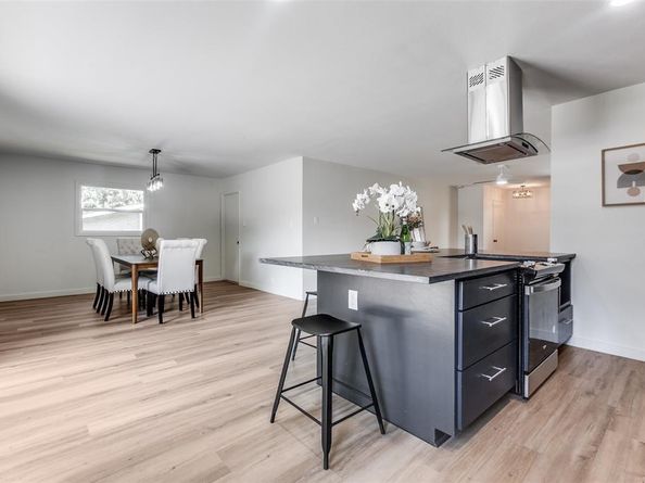 927  Warren Way , Richardson Texas 75080