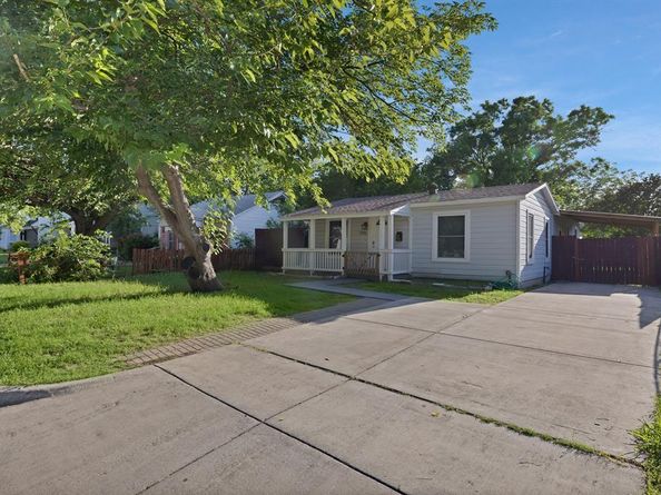2916  Livingston Avenue , Fort Worth Texas 76110