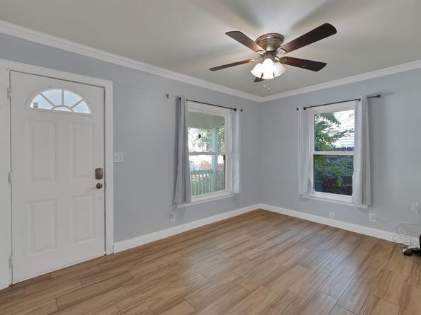 2916  Livingston Avenue , Fort Worth Texas 76110