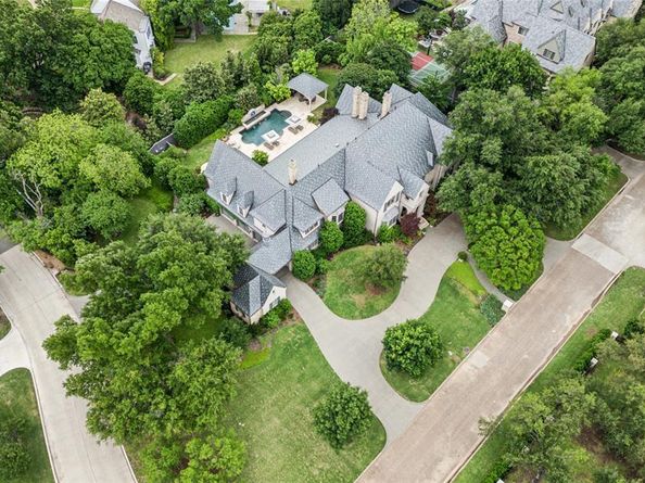 10342  Woodford Drive , Dallas Texas 75229