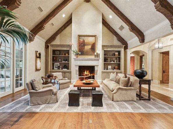 10342  Woodford Drive , Dallas Texas 75229