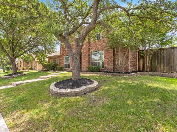 8002  Westover Drive , Rowlett Texas 75089