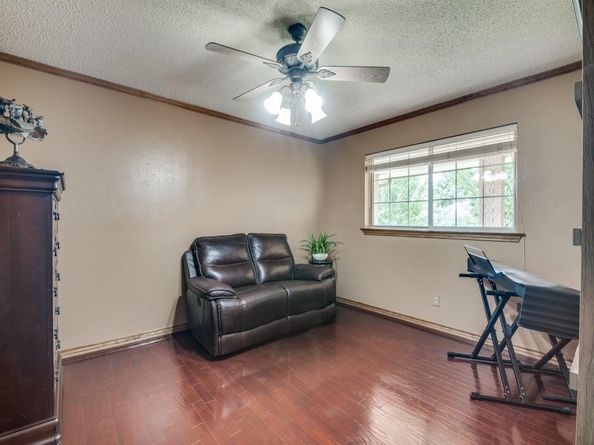 3302  Hampden Drive , Garland Texas 75043