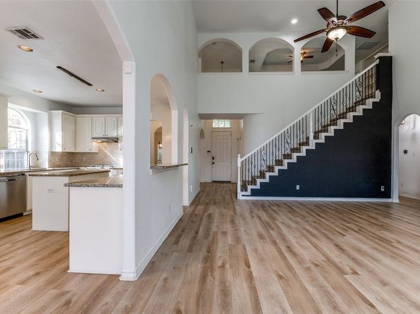 5224  Bay View Drive , Fort Worth Texas 76244