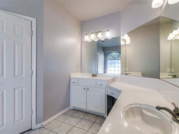 5224  Bay View Drive , Fort Worth Texas 76244