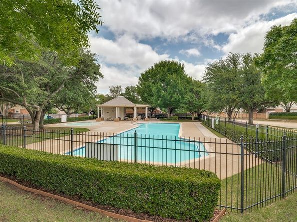 6506  Parkside Drive , Arlington Texas 76001