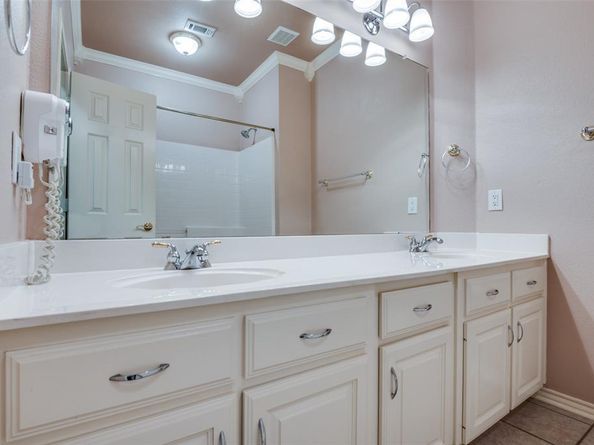 6506  Parkside Drive , Arlington Texas 76001