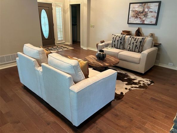 5900  Sandhill Circle , The Colony Texas 75056
