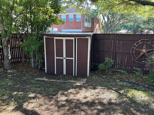 5900  Sandhill Circle , The Colony Texas 75056