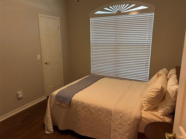 5900  Sandhill Circle , The Colony Texas 75056