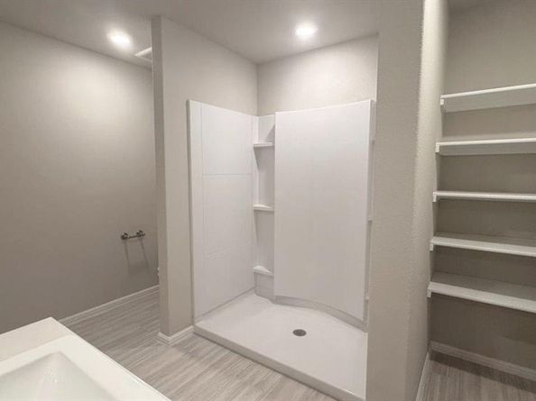 3016  STRAWBERRY FARM Lane , Fort Worth Texas 76140
