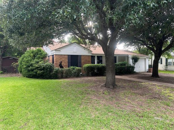 625 N Bailey Avenue , Fort Worth Texas 76107
