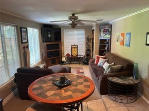 625 N Bailey Avenue , Fort Worth Texas 76107