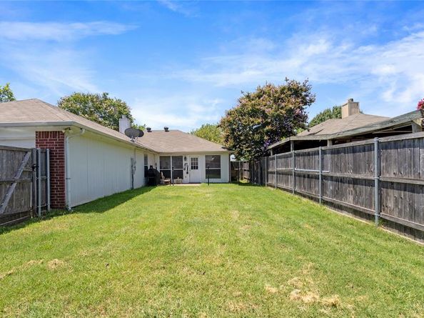 2616  Helen Lane , Mesquite Texas 75181