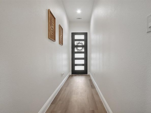 1920  Avenue B  , Fort Worth Texas 76104