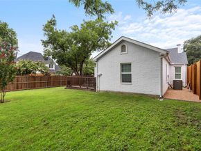 2721  Benbrook Boulevard , Fort Worth Texas 76109