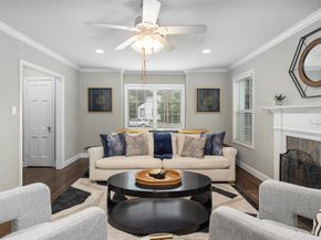 2721  Benbrook Boulevard , Fort Worth Texas 76109