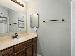 2721  Benbrook Boulevard , Fort Worth Texas 76109