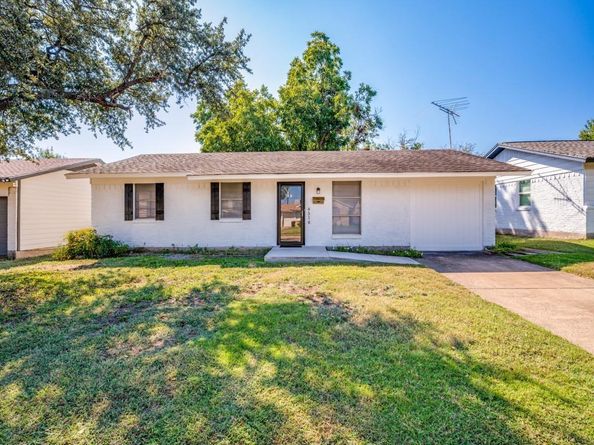 4318  Pineridge Drive , Garland Texas 75042