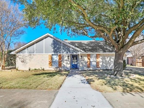 5008  Edgewater Drive , Rowlett Texas 75088