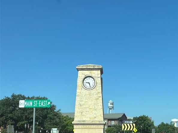 5008  Edgewater Drive , Rowlett Texas 75088