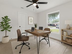 2211  San Pablo Drive , Dallas Texas 75227