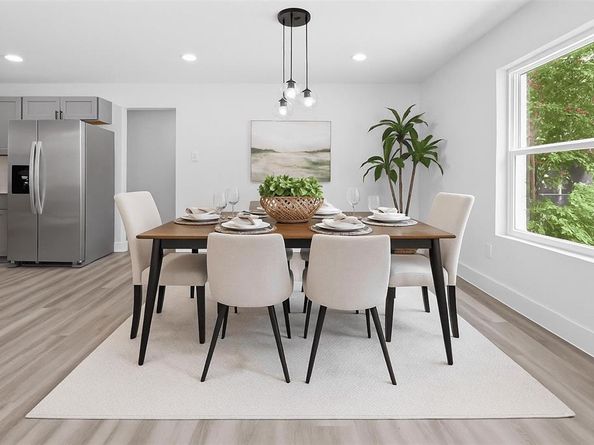 2211  San Pablo Drive , Dallas Texas 75227