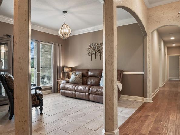 13801  Melissa Court , Justin Texas 76247