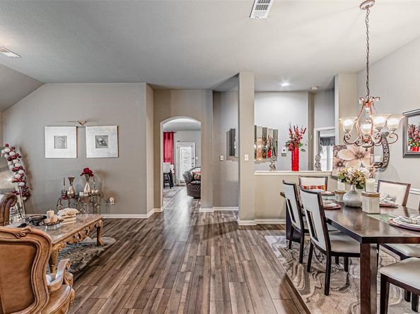 4913  Kingfisher Lane , Mesquite Texas 75181