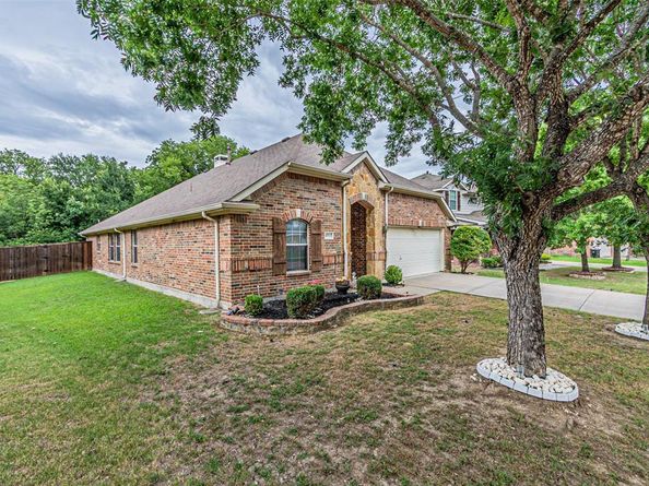 4913  Kingfisher Lane , Mesquite Texas 75181