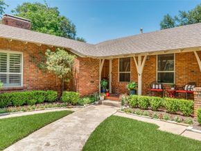 923  Leatrice Drive , Dallas Texas 75208