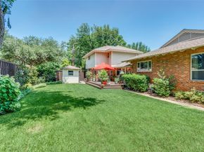 923  Leatrice Drive , Dallas Texas 75208