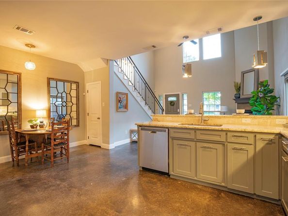 4613  El Campo Avenue , Fort Worth Texas 76107