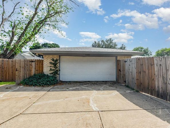 2501  Sierra Lane , Plano Texas 75075