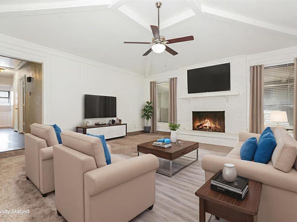 2501  Sierra Lane , Plano Texas 75075