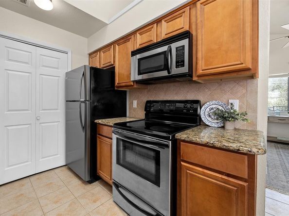 5742  Cedar Creek Drive , Benbrook Texas 76109