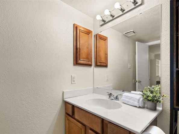 5742  Cedar Creek Drive , Benbrook Texas 76109