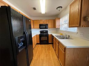 27 E Mountain Creek Court  5, Grand Prairie Texas 75052